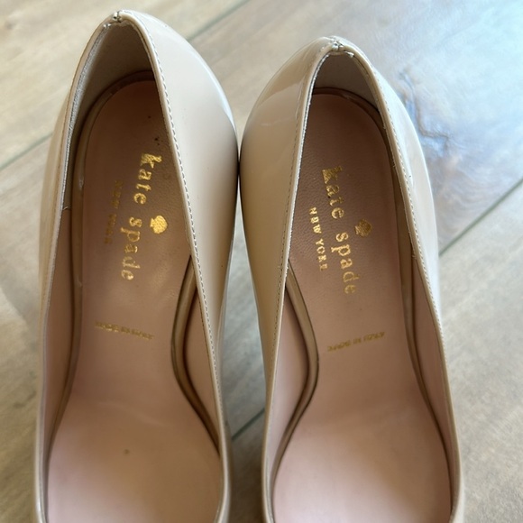 Kate Spade Licorice Camel Patent Leather Pumps Heels Made in Italy Sz 5 - Picture 3 of 6